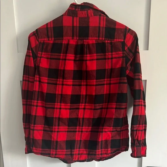 Cat& Jack Boy’s Red and Black Plaid Shirt Size Large - Picture 9 of 9